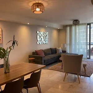 canal-quays-507.hotels-capetown.com/