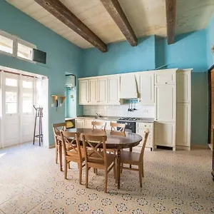 Juf- Juliana's Unique Townhouse Valletta
