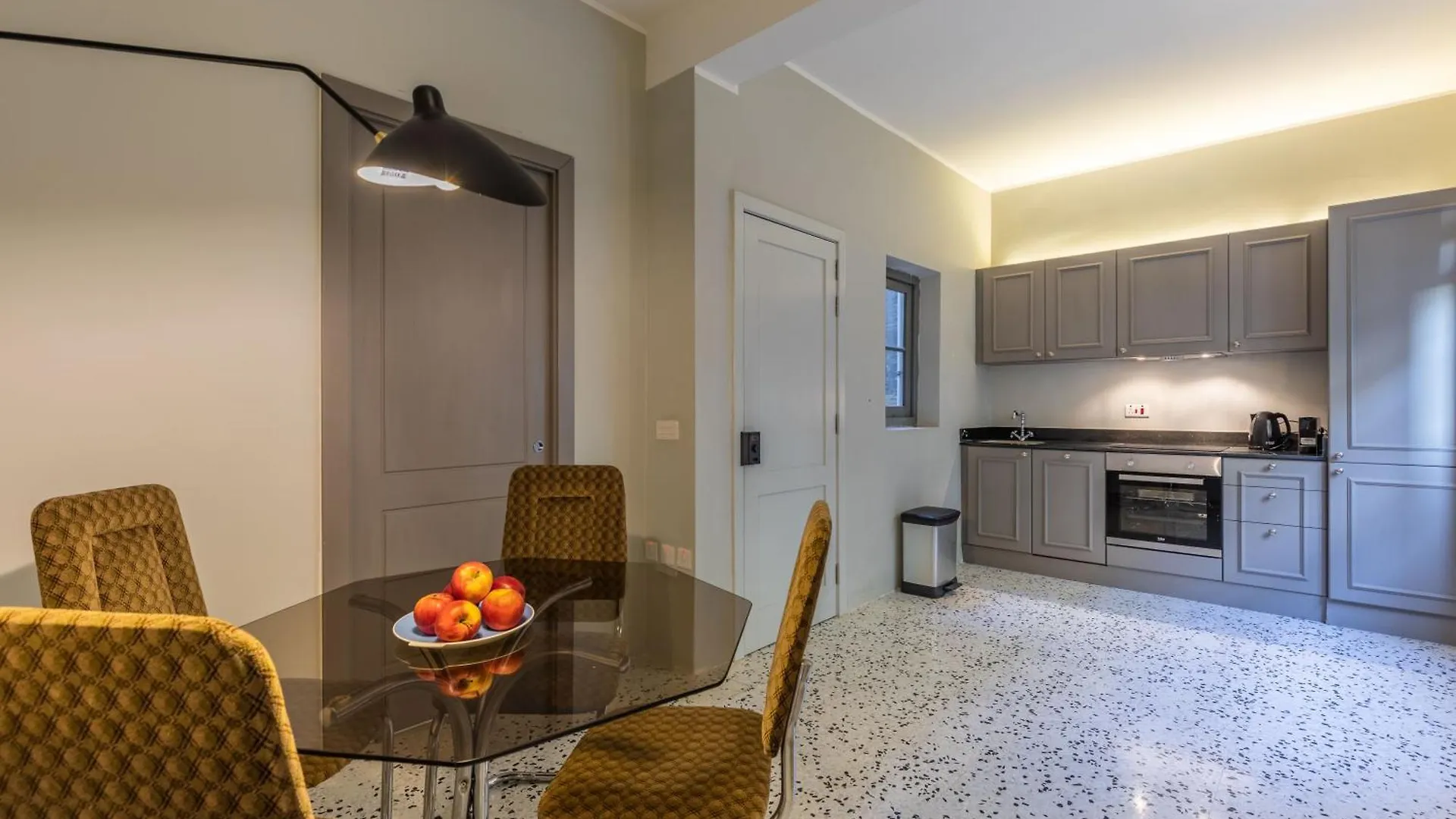 Stylish Retro Suites Il-Furjana 0*,